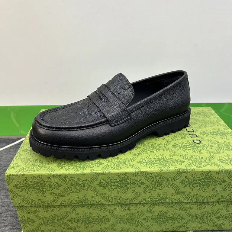 Gucci Shoe 